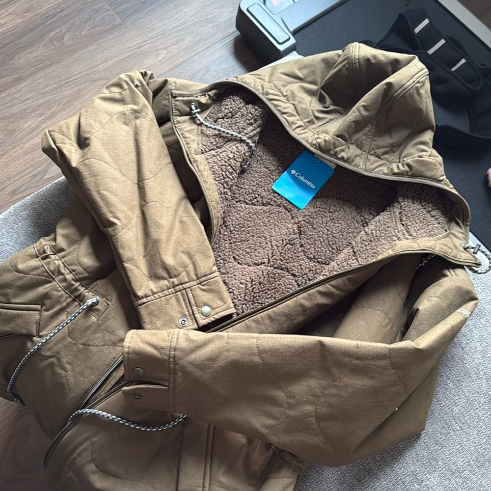 Columbia - Women’s Quilted Coat Sherpa Lined